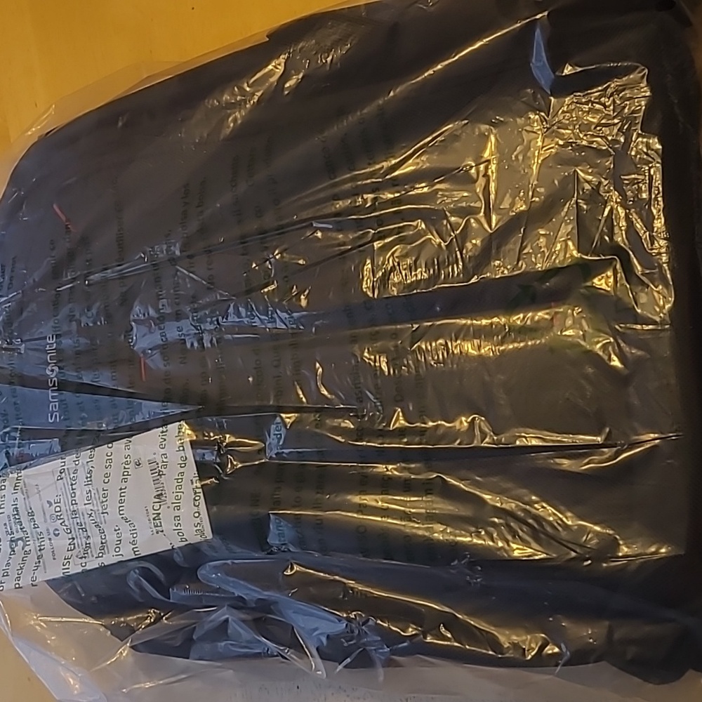 Samsonite Xenon 4.0 Slim Black Laptop Backpack NWT - Picture 3 of 13